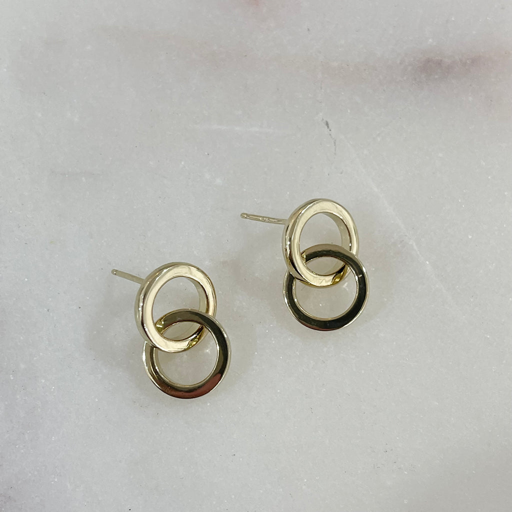 Interlocked Stud Earrings (gold, silver)